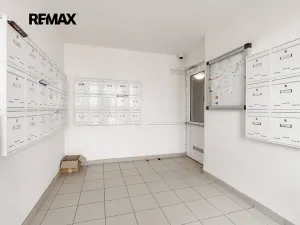 Prodej bytu 2+kk, Hostivice, Pšeničná, 53 m2