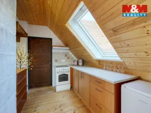 Prodej rodinného domu, Strážov, 359 m2