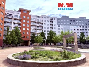 Prodej bytu 2+kk, Praha - Hlubočepy, Trnkovo náměstí, 45 m2