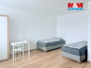 Pronájem bytu 1+kk, Pardubice - Semtín, 35 m2
