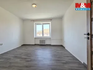 Pronájem bytu 2+1, Sokolov, Sokolovská, 52 m2