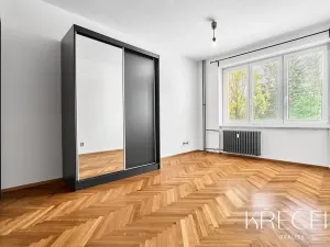 Pronájem bytu 2+kk, Třebíč, Demlova, 52 m2