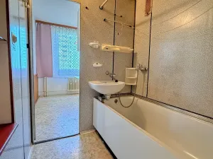 Prodej bytu 3+1, Praha - Strašnice, Pod strání, 68 m2