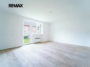 Prodej bytu 2+1, Chocerady, 69 m2