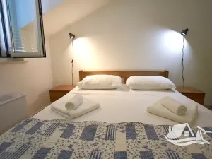 Prodej vícegeneračního domu, Vodice, Chorvatsko, 1230 m2
