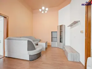 Prodej bytu 2+1, Opava, Lidická, 63 m2