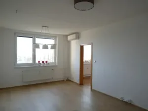 Pronájem bytu 2+1, Uherský Brod, Luhanova, 63 m2