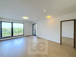 Pronájem bytu 2+kk, Praha - Holešovice, Sanderova, 59 m2