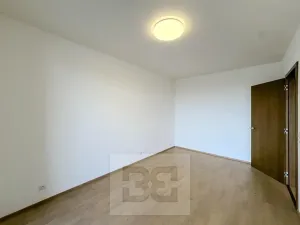 Pronájem bytu 2+kk, Praha - Holešovice, Sanderova, 59 m2