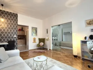 Pronájem bytu 2+1, Praha - Libeň, V Holešovičkách, 58 m2