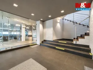 Pronájem kanceláře, Olomouc, Horní náměstí, 208 m2