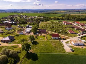 Prodej pozemku pro bydlení, Plzeň, Vlkýšská náves, 1704 m2