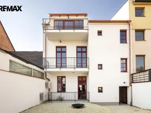 Pronájem bytu 3+kk, Pardubice - Zelené Předměstí, Hronovická, 87 m2