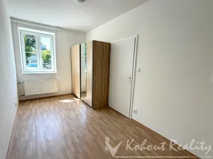 Pronájem bytu 2+kk, Praha - Strašnice, Nad Primaskou, 48 m2