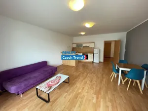 Pronájem bytu 1+kk, Olomouc, Peškova, 47 m2