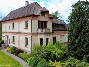 Prodej kanceláře, Třinec, Husova, 360 m2