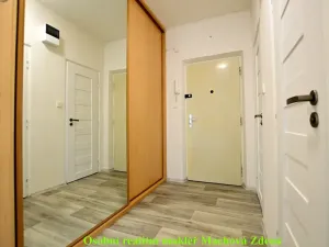Pronájem bytu 2+1, Praha - Malešice, Káranská, 56 m2