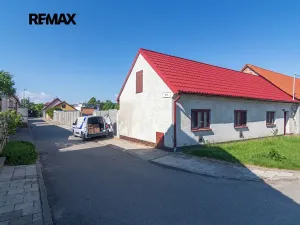 Prodej komerční nemovitosti, Valtice, Boční, 500 m2
