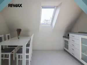 Prodej komerční nemovitosti, Valtice, Boční, 500 m2