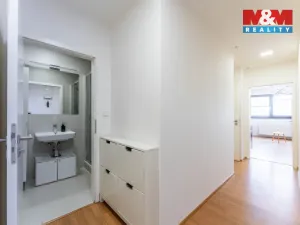 Pronájem bytu 2+kk, Praha - Michle, U plynárny, 74 m2