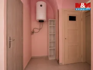 Prodej atypického bytu, Olomouc - Svatý Kopeček, nám. Sadové, 70 m2