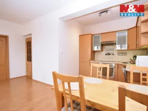 Pronájem bytu 2+kk, Praha - Dolní Chabry, Spořická, 55 m2