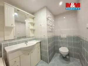 Pronájem bytu 4+1, Praha - Modřany, Vazovova, 87 m2