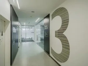 Pronájem kanceláře, Praha - Karlín, Sokolovská, 230 m2