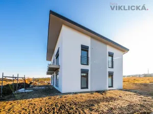 Prodej bytu 2+kk, Zaječí, Hlavní, 60 m2