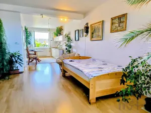 Prodej bytu 2+kk, Výčapy, 63 m2