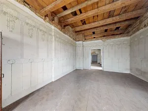 Prodej činžovního domu, Chorušice, 517 m2