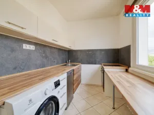Prodej bytu 2+1, Cheb, Kosmonautů, 54 m2