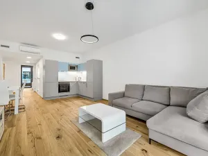 Pronájem bytu 2+kk, Praha, Sokolovská, 56 m2