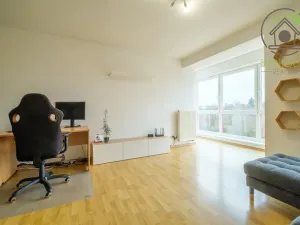 Prodej bytu 2+1, Plzeň - Skvrňany, Waltrova, 72 m2
