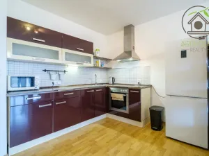 Prodej bytu 2+1, Plzeň - Skvrňany, Waltrova, 72 m2