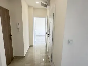 Prodej bytu 2+1, Karviná, Na Kopci, 54 m2