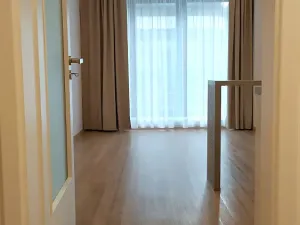 Pronájem bytu 1+kk, Praha - Stodůlky, Mukařovského, 31 m2
