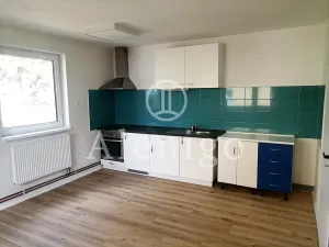 Pronájem kanceláře, Praha - Háje, Matúškova, 110 m2