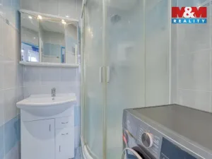 Prodej bytu 3+1, Hrádek - Nová Huť, 1. máje, 67 m2