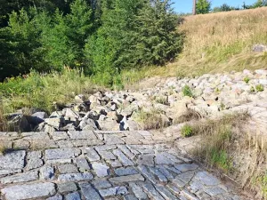 Pronájem rybníku, Hostim, 3504 m2