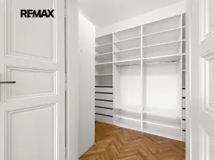 Prodej bytu 3+kk, Praha - Karlín, Peckova, 116 m2