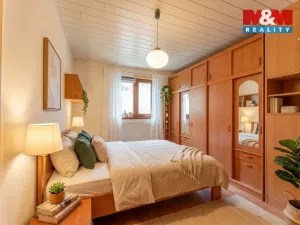 Prodej bytu 2+kk, Karlovy Vary - Bohatice, Jáchymovská, 61 m2