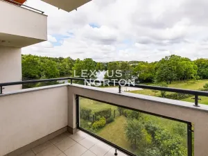 Pronájem bytu 3+kk, Praha - Hloubětín, Nademlejnská, 99 m2