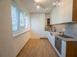 Prodej bytu 1+1, Břeclav, Na Pěšině, 61 m2