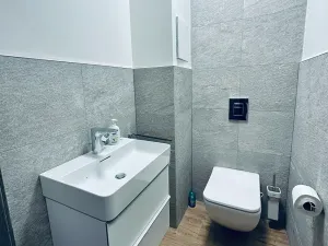 Prodej bytu 3+kk, Karlovy Vary, Svatošská, 92 m2