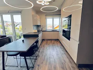 Prodej bytu 3+kk, Karlovy Vary, Svatošská, 92 m2