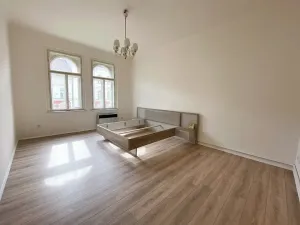 Pronájem bytu 1+1, Praha - Vinohrady, Korunní, 48 m2