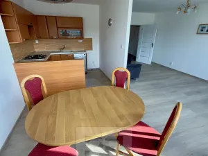 Pronájem bytu 3+kk, Kladno, Švýcarská, 76 m2