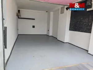 Pronájem garáže, Mělník, 18 m2