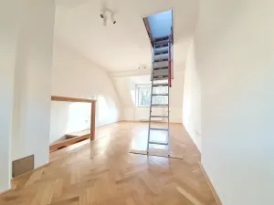 Pronájem rodinného domu, Praha - Smíchov, Xaveriova, 100 m2